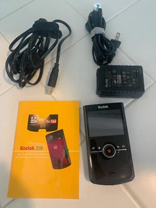 Kodak Zi8 HD pocket video camera - Picture 1 of 3