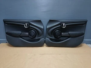 Oryginalne panele kart drzwi MINI COOPER F55 przednie lewe i prawe boczne czarne RHD - Zdjęcie 1 z 15