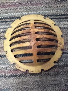 Colador de cubierta de drenaje convexo industrial comercial de hierro fundido de 8" de diámetro SMITH 301 - Imagen 1 de 5