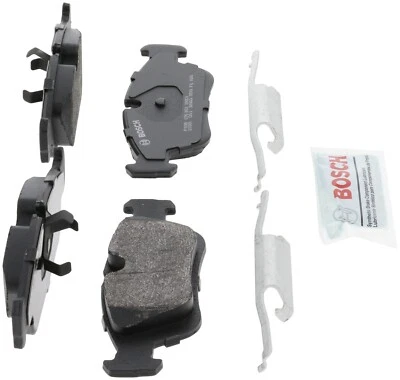 Pastillas de freno delanteras semimetálicas QuietCast Bosch 1992-1999 BMW 318i Bosch 1993 1994 Foto 1 de 4