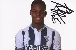 WEST BROM: JONATHAN LEKO SIGNED 6x4 2016/2017 PORTRAITFOTO + COA - Bild 1 von 1