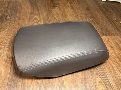 Крышка подлокотника крышка центральной консоли для Ford Explorer 2011-2015 годов выпуска черная кожа от оригинального производителя - Изображение 1 из 4