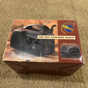 BRAND NEW Black AM/FM Freeplay Model FPR2 Self Powered Solar Crank Radio - Picture 1 of 4