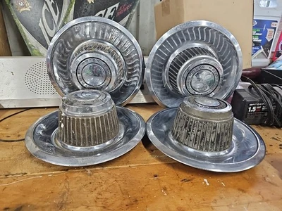 Tapas centrales para llantas Chevrolet Rally Corvette Camaro bonito juego original de 4 3925805 Foto 1 de 4