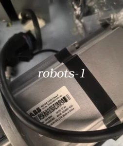 ABB 3HAC044512-001 Servo Motor NEW FedEx or DHL - Afbeelding 1 van 1