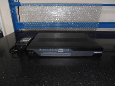 Cisco C892FSP-K9  Int. Services Router PSU Incl. License Level: advipservices - Image 1 of 4
