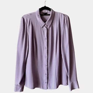 Cue Shirt Womens Size 8 Lilac Purple Long Sleeve Button Up Collared Lightweight - Picture 1 of 9