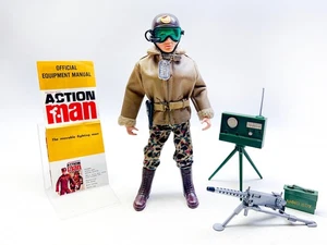 Vintage Action Man Armoured Car Commander Outfit & Figur Radio & Stativ 1. Ausgabe - Bild 1 von 24