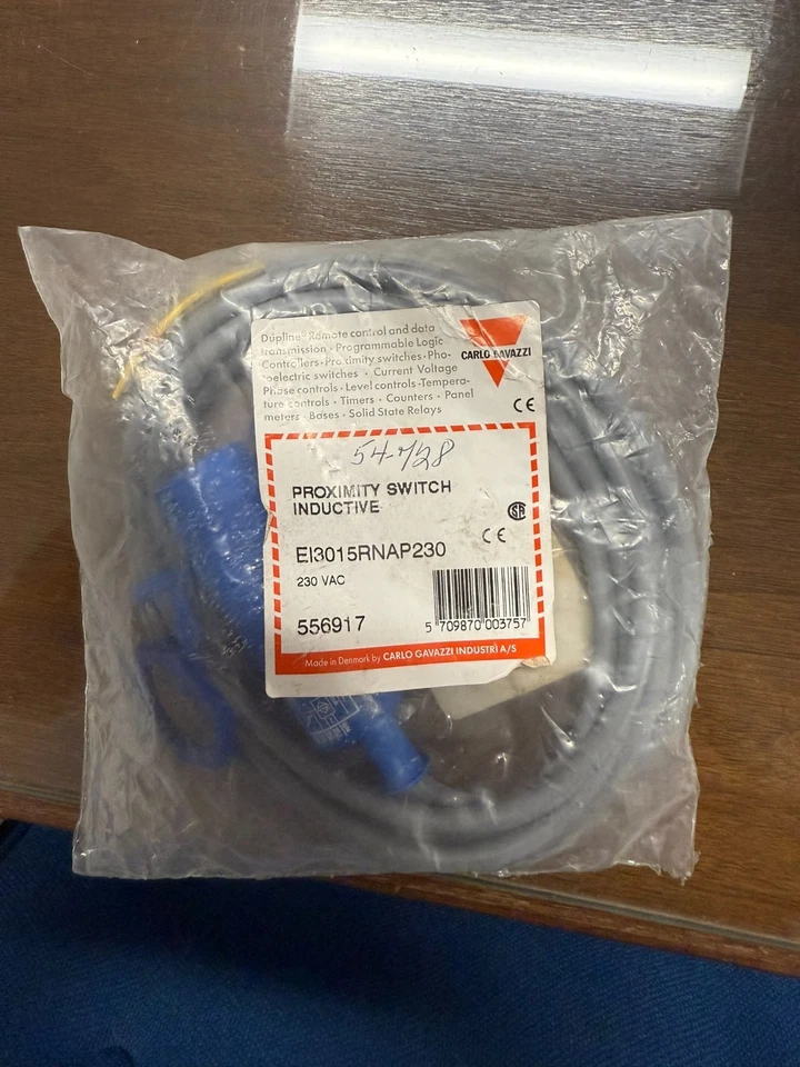Inductive sensor proximity switch  EI3015RNAP230 - Image 1 of 1
