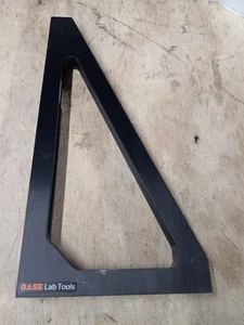 ThorLabs   12"    x  6"   Right-Angle Vertical Aluminum Breadboard Bracket - Picture 1 of 5