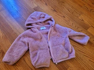 Girls Pink Fuzzy Warm Old Navy Jacket. Sz. 5T. Cute Bear Hood - Picture 1 of 4