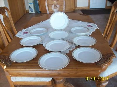 Limoges UC Francia Porcelana De Colección 10 Platos Primavera Floral Marshall Fields Co. Foto 1 de 4