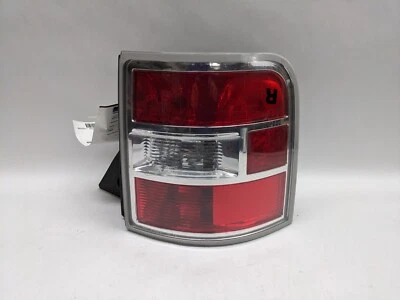 Luz trasera halógena derecha del pasajero Ford Flex 2012-2019 TL44 Foto 1 de 4