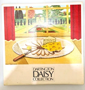 Dartington Glass/Crystal FT215 Daisy Cheese Platter Approx 24cm diameter - Picture 1 of 4