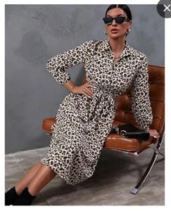 LDT Adrienne Feline Leopard Tiermotiv Gürtel Midi Shirt/Mantel Kleid Gr. 6 $ 229 - Bild 1 von 12