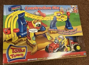 2002 Tonka Town Construction Site Hasbro New In Box, Motorized Playset W/ Chuck - Picture 1 of 4