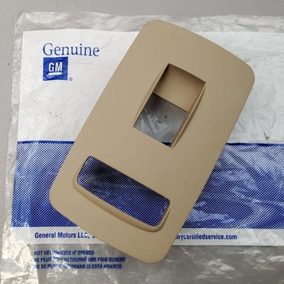 NEW Genuine GM Cashmere Passenger Switch Mount Panel For 07-10 Saturn Outlook - Imagem 1 de 4
