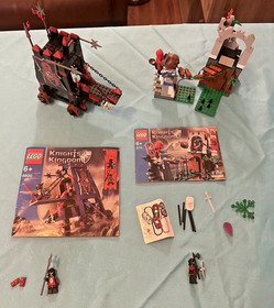 2004 LEGO Knights' Kingdom: Vladek's Siege Engine (8800) & (8778) Border Ambush