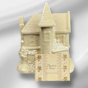 Caja de música Chestnut Lane colección Song To Love Again 4 3/4 x 5 pulgadas - Imagen 1 de 7