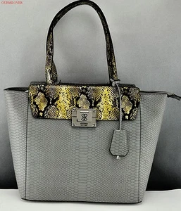 NEUF avec l'étiquette Sac à main GUESS Angela Totes Military Multi FeMmE BEL - Picture 1 of 1