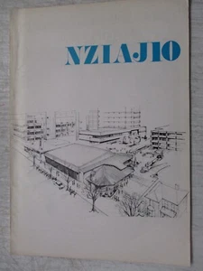 NEW ZEALAND INSTITUTE OF ARCHITECTS JOURNAL MAGAZINE OCT 1973 AUCKLAND UNIVERSIT - Picture 1 of 2