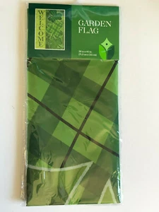 St. Patrick's Day Welcome Shamrocks Irish Garden House Flag Green 28x40" - Picture 1 of 12