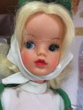 PRECIOSA MUÑECA SINDY FLORIDO RUBIA VESTIDO AZAFATA COMET ORIGINAL NEW PICTURES