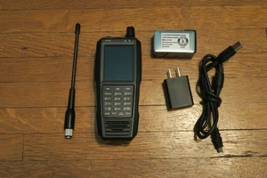 XCLNT Uniden SDS 100 Digital Scanner w/ DMR, NXDN, Waterfall UPGRADES, FREE SHIP - Picture 1 of 9