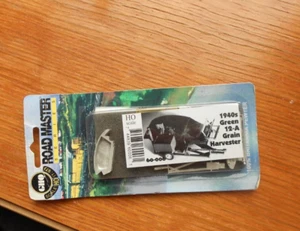 GHQ ROADMASTER SERIES 1940's GREEN 12A GRAIN HARVESTER HO SCALE #60-006 - Picture 1 of 2