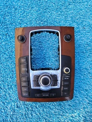 AUDI Q7 CONSOLE NAVIGATION & MULTIMEDIA & IGNITION SWITCH & BEZEL OEM 2012-2015 — 第 1/4 张图片