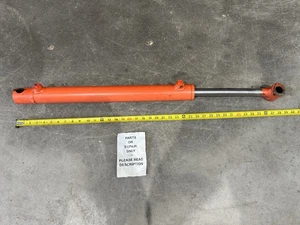 BEND - E-7J291-64010 Cilindro de canastilla para cargador frontal Kubota LA703, LA723, LA805 - Imagen 1 de 2