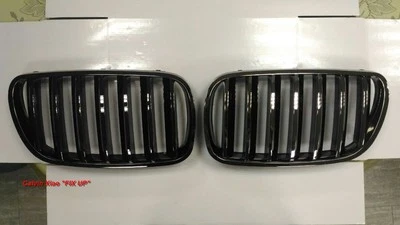 CON PIANO CROMADO ROJO PARRILLA DELANTERA BMW SERIE X X3/E83 2007-2009 Foto 1 de 4