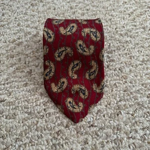 Bill Blass Tie Black Label Paisley Silk Red 3.75x60 Classic Formal Made in USA - Picture 1 of 6