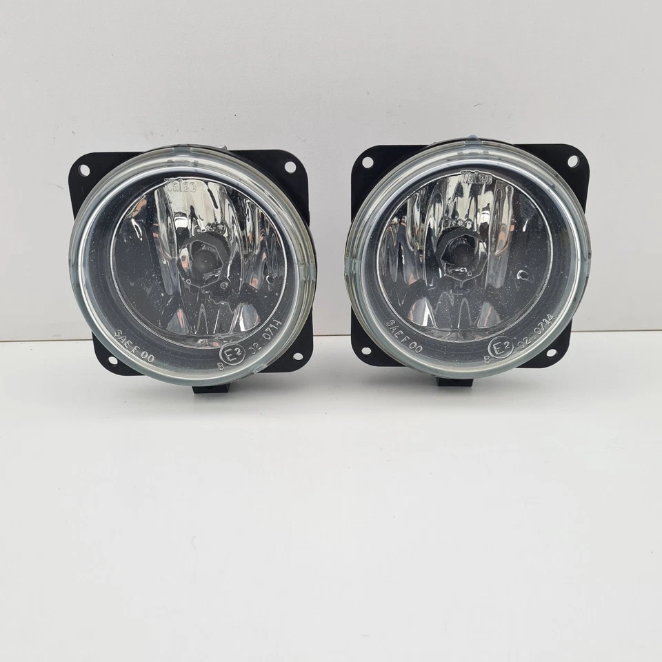 Ford Territory Fog Light Pair Ghia SY2 05/09-04/11 - Image 1 of 4