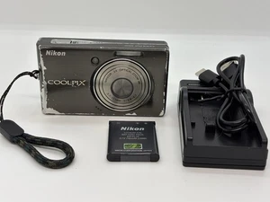 Nikon COOLPIX S510 8.1 MP 3x Zoom Compact Digital Camera Gray from Japan / Exc - Picture 1 of 7