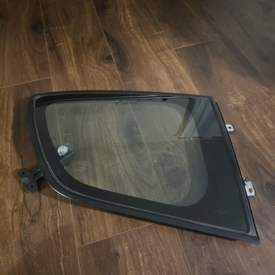 Cristal ventana trasera lateral pasajero Mazda RX-8 2004-2008 Foto 1 de 3