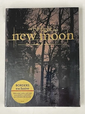 TWILIGHT SAGA: NEW MOON DVD Borders Exclusive w/ Charm Necklace 2 Discs SEALED - Image 1 of 4