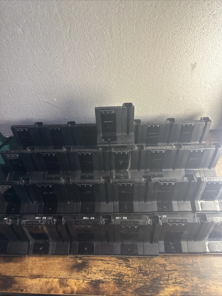 Lote de 25 Plantronics W02 Intertek 81242 USB DECT 6.0 sin base de cable de alimentación solamente Foto 1 de 4