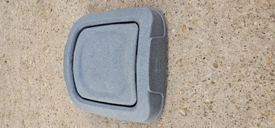 Tapa oscilante Toter Slimline para bote de basura comercial o residencial de 25 galones  Foto 1 de 4