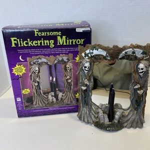 Fun World Vintage Fearsome Flickering Halloween Mirror King Of The Crypt Decor - Picture 1 of 14