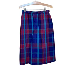 Dalton Pure Wool Pencil Skirt. 8 - Picture 1 of 5