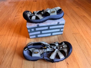 Keen Newport H2 graue Damen-Sandalen Größe 9 Wandern Outdoor Wasserschuhe - Bild 1 von 4