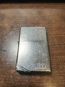 Zippo Classic Pocket Lighter - Brushed Chrome "JE22" Made in USA - Picture 1 of 5