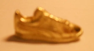 Monopoly Empire Gold Puma Zapato Mover Repuesto A2 - Imagen 1 de 5