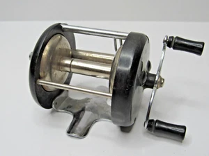 Carrete de pesca vintage The Chief 1806 H-I Utica NY cara abierta #US29 - Imagen 1 de 10
