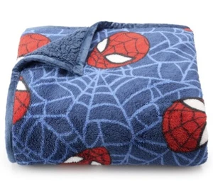 NEW SPIDER MAN - MARVEL COMIC HERO- KOHLS PRINTED SHERPA THROW BLANKET 4X5 FT - Picture 1 of 5