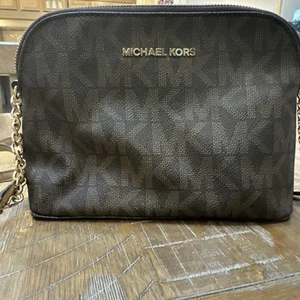 Michael Kors Umhängetasche Cindy Large Dome Braun/Gepäck Leder - Bild 1 von 9