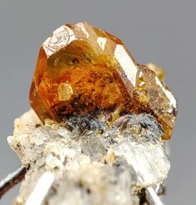 Sehr seltenes Monazit (Ce) Gemmy Kristalle Exemplar auf Matrix Feldspat - Zagi Mnts - Bild 1 von 8