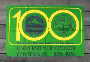 orig. 1976 Università dell'Oregon Anatre **Grande 31 x 21 Panno BANNER CENTENARIO** - Foto 1 di 2