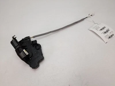 2005 BMW 330xi 330i 325xi 325i E46 Sedan atuador de trava de porta traseira esquerda fabricante de equipamento original - Imagem 1 de 4